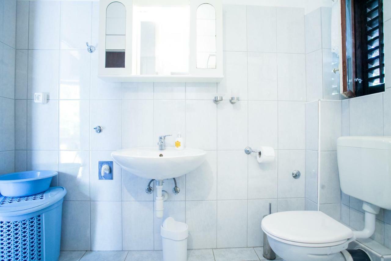 Villa Amarela Seget Vranjica Kültér fotó