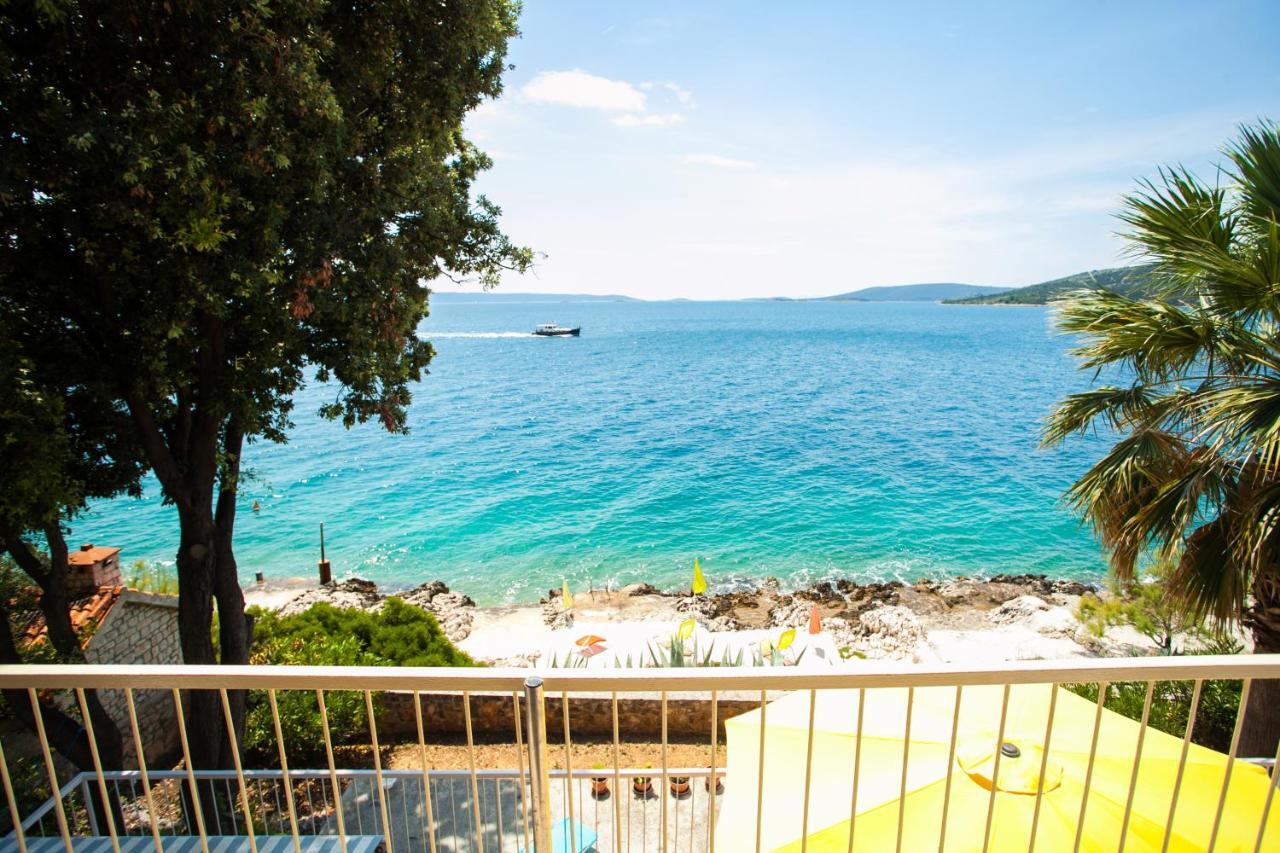 Villa Amarela Seget Vranjica Kültér fotó